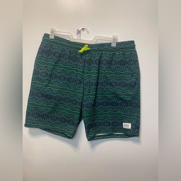 Wesc Men's 8" Inseam Jogger Shorts, Sizes S-2XL, Mens Shorts - Picture 2 of 7